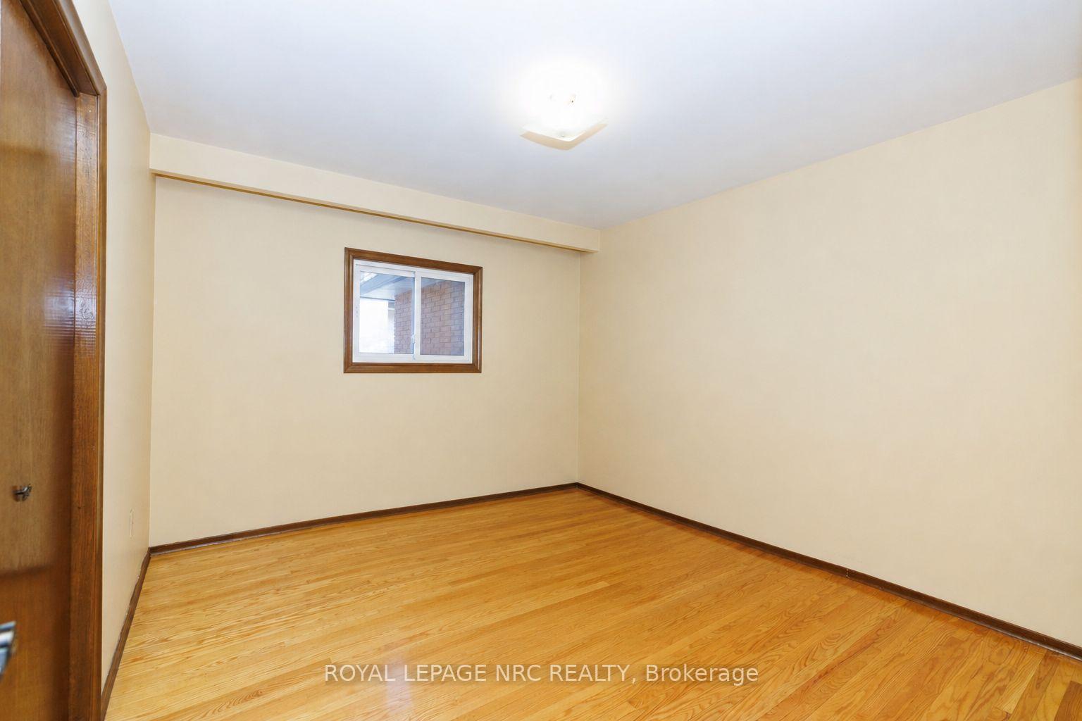 Photo 36 of 38 Rivercrest Road, Hamilton, Riverdale — HOMEH