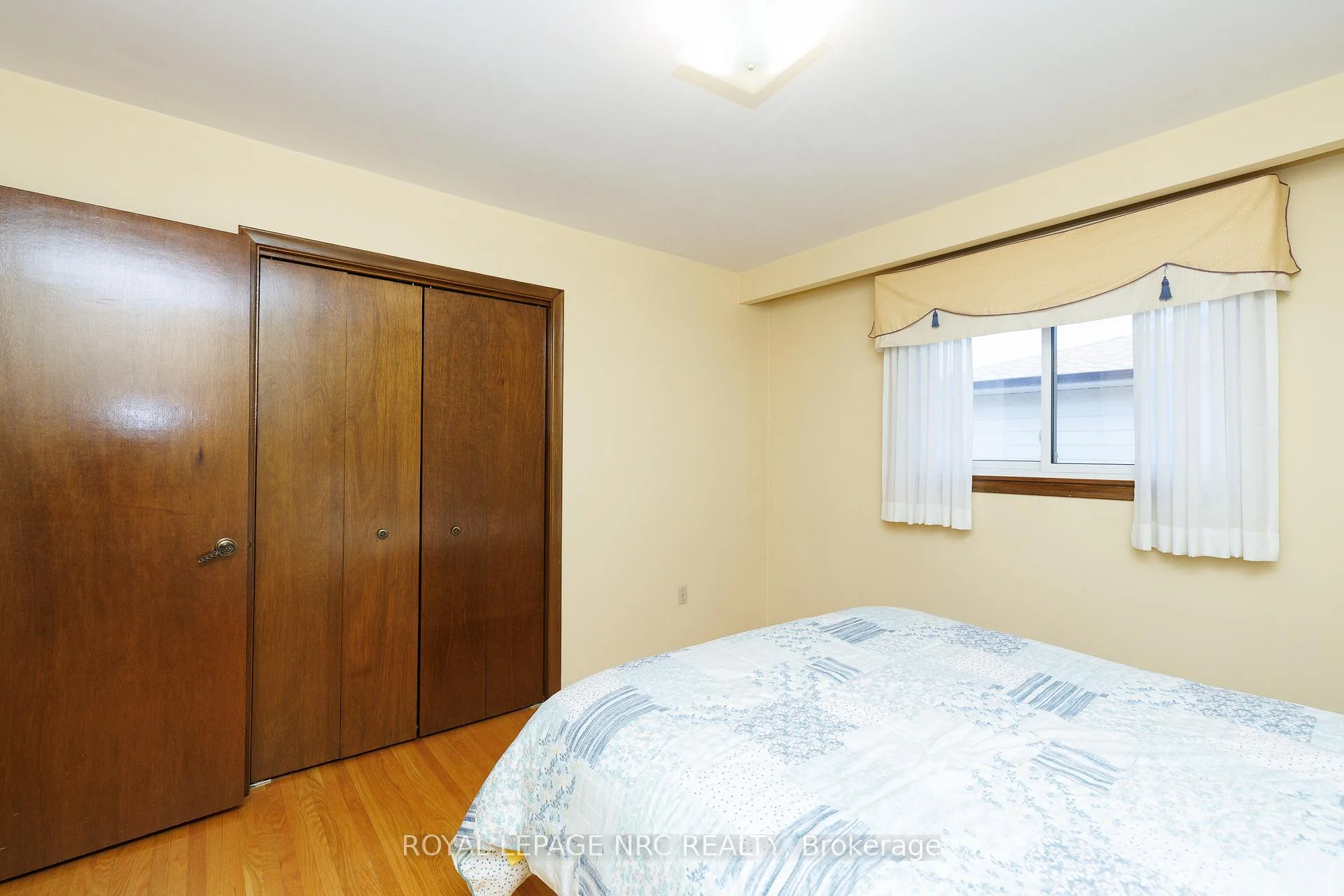 Photo 11 of 38 Rivercrest Road, Hamilton, Riverdale — HOMEH