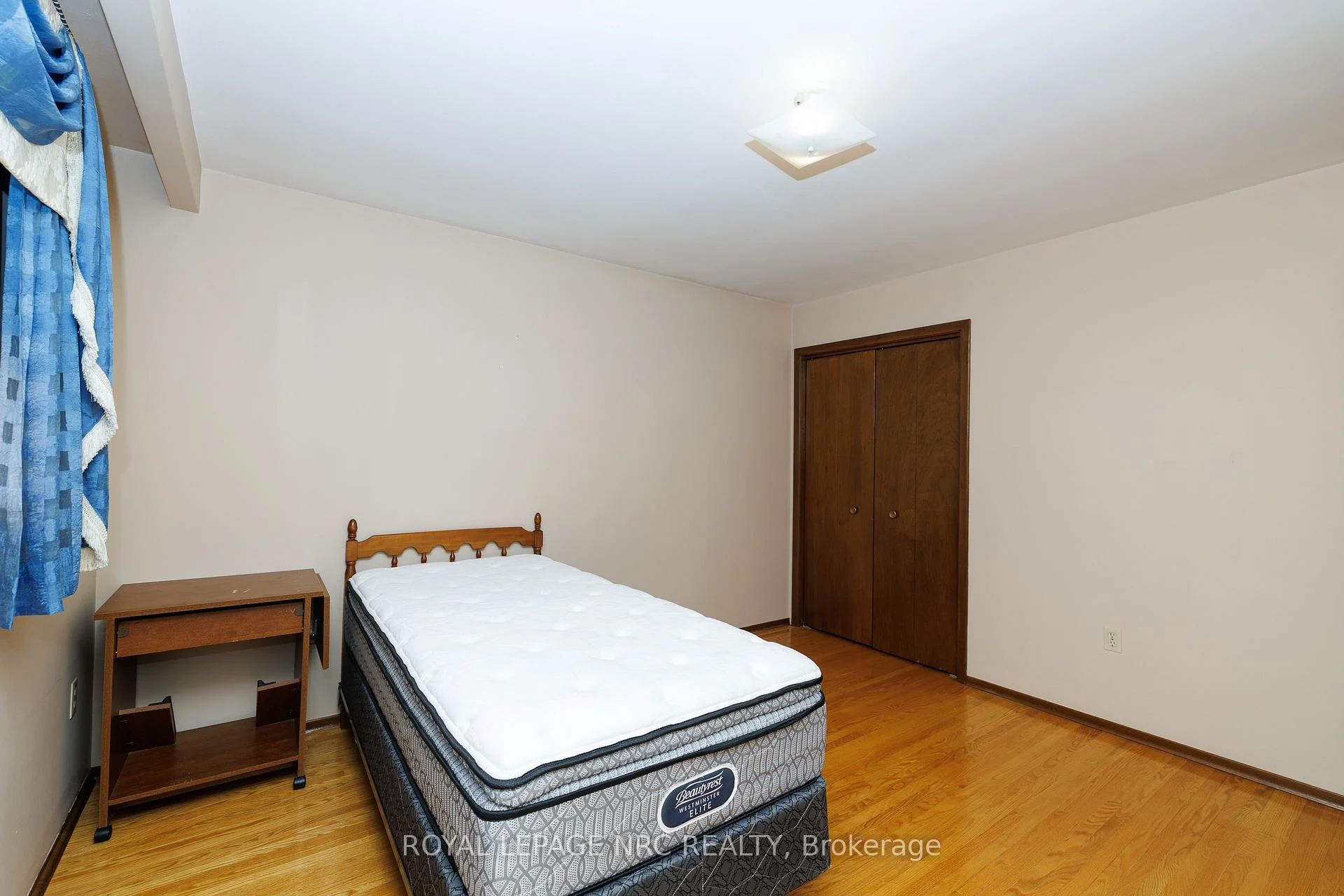 Photo 16 of 38 Rivercrest Road, Hamilton, Riverdale — HOMEH