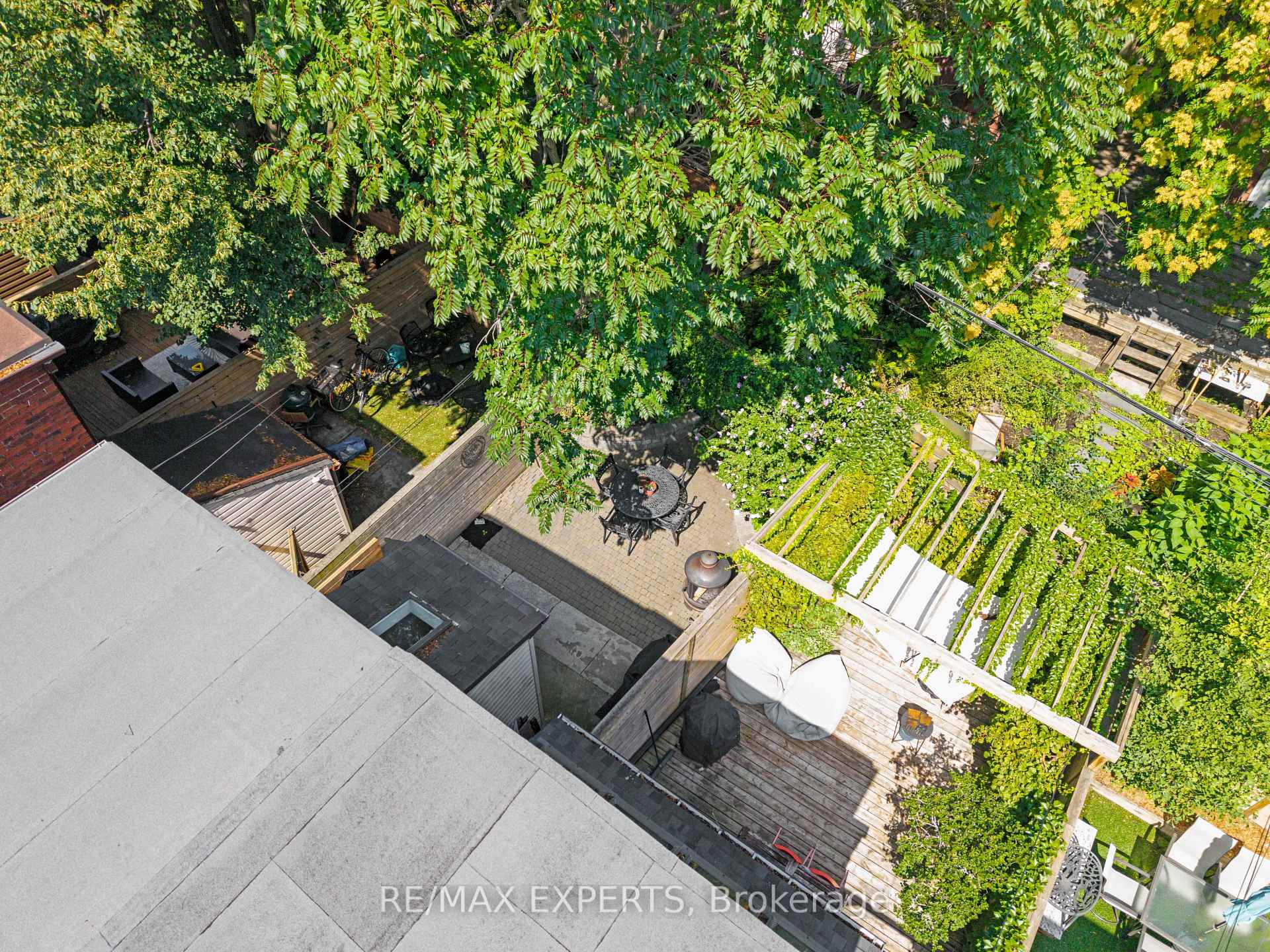 Photo 37 of 54 Marchmount Road, Toronto, Wychwood — HOMEH