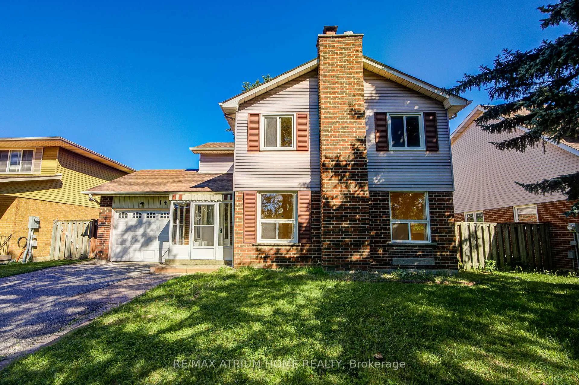 Photo 4 of 14 Copthorne Avenue, Scarborough, Milliken — HOMEH