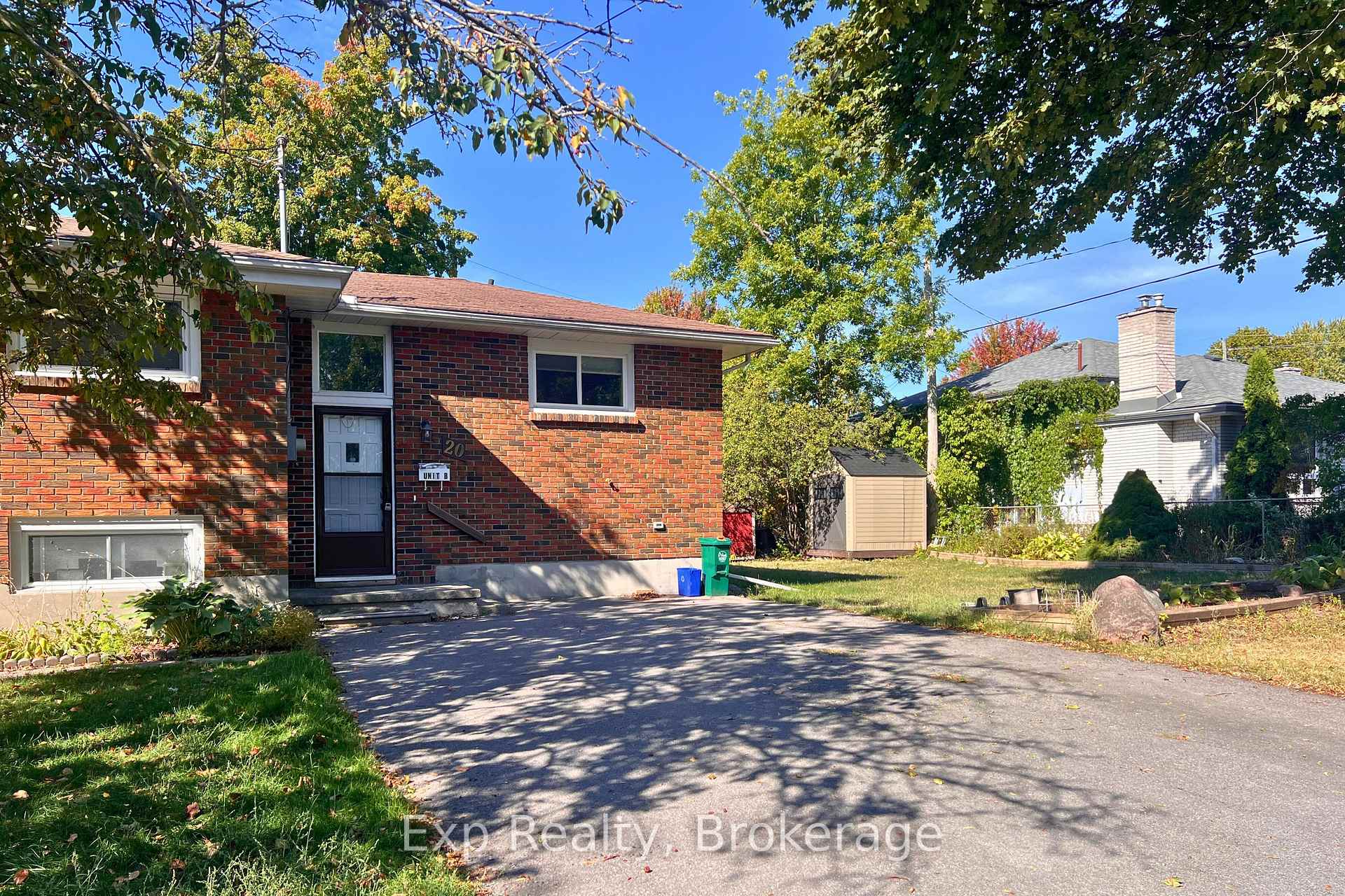 Photo 2 of Unit UNIT B, 20 Munro Avenue, Belleville, Belleville Ward — HOMEH