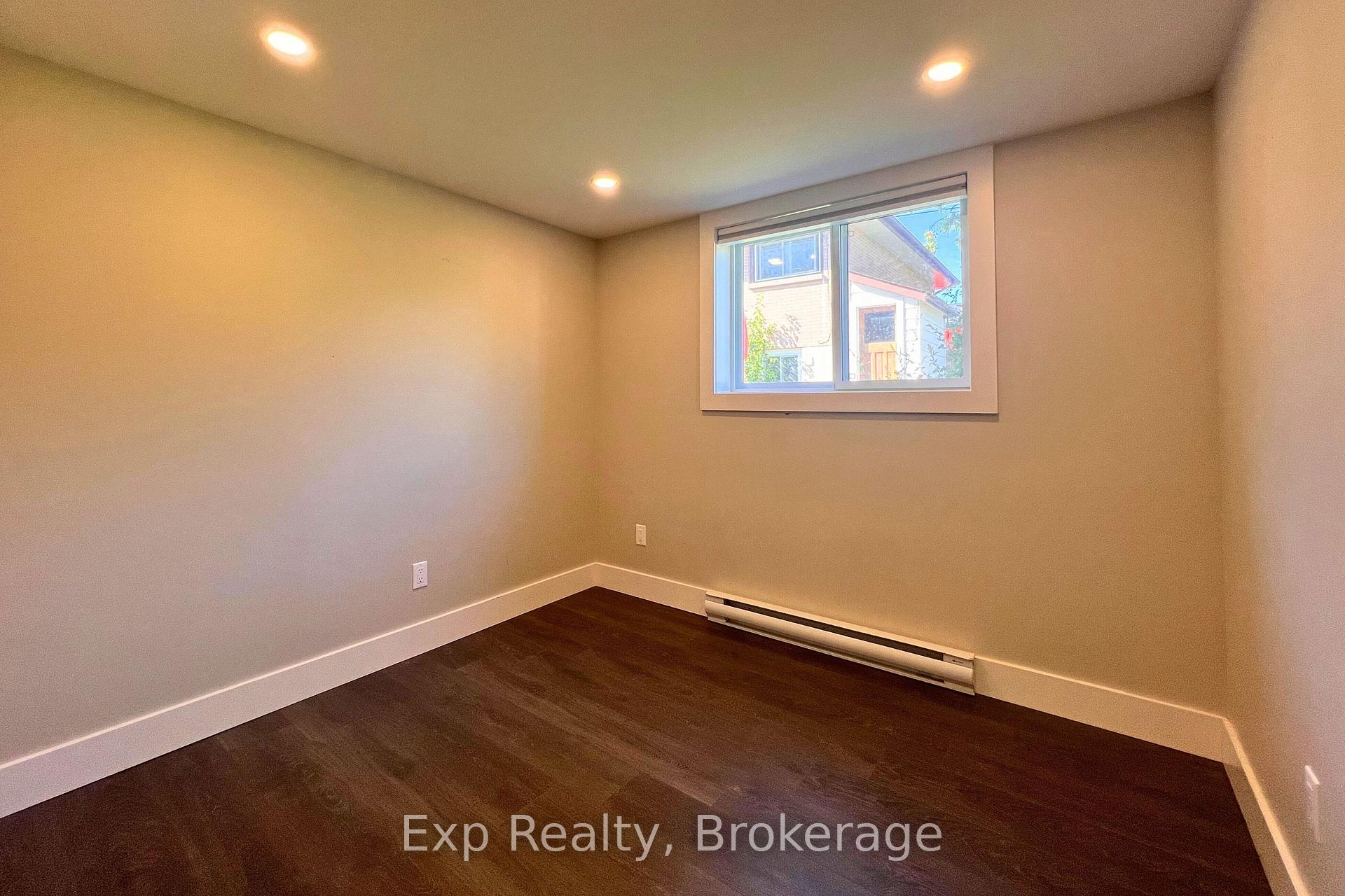 Photo 10 of Unit UNIT B, 20 Munro Avenue, Belleville, Belleville Ward — HOMEH