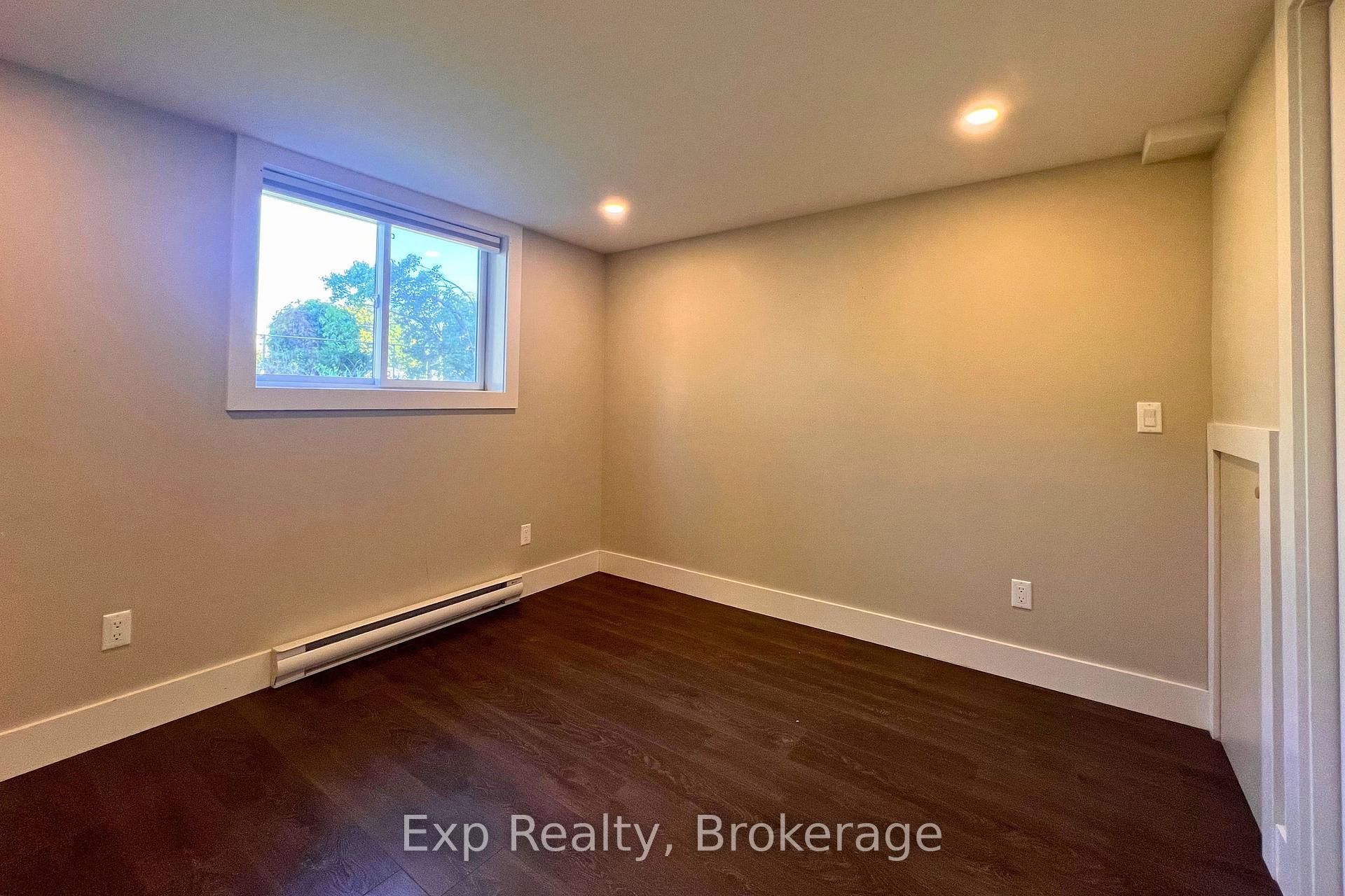Photo 11 of Unit UNIT B, 20 Munro Avenue, Belleville, Belleville Ward — HOMEH