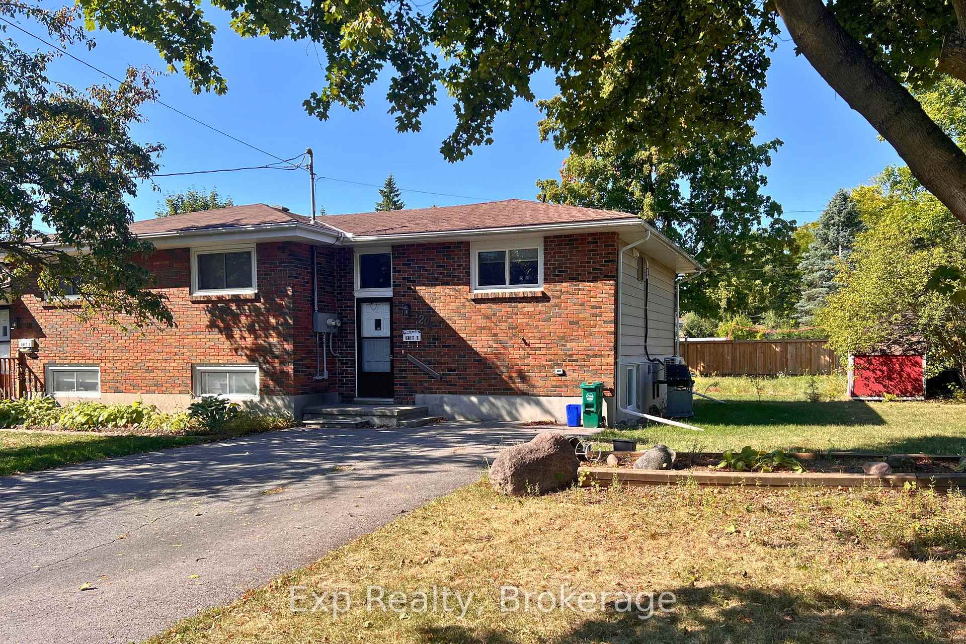 Photo 15 of Unit UNIT B, 20 Munro Avenue, Belleville, Belleville Ward — HOMEH