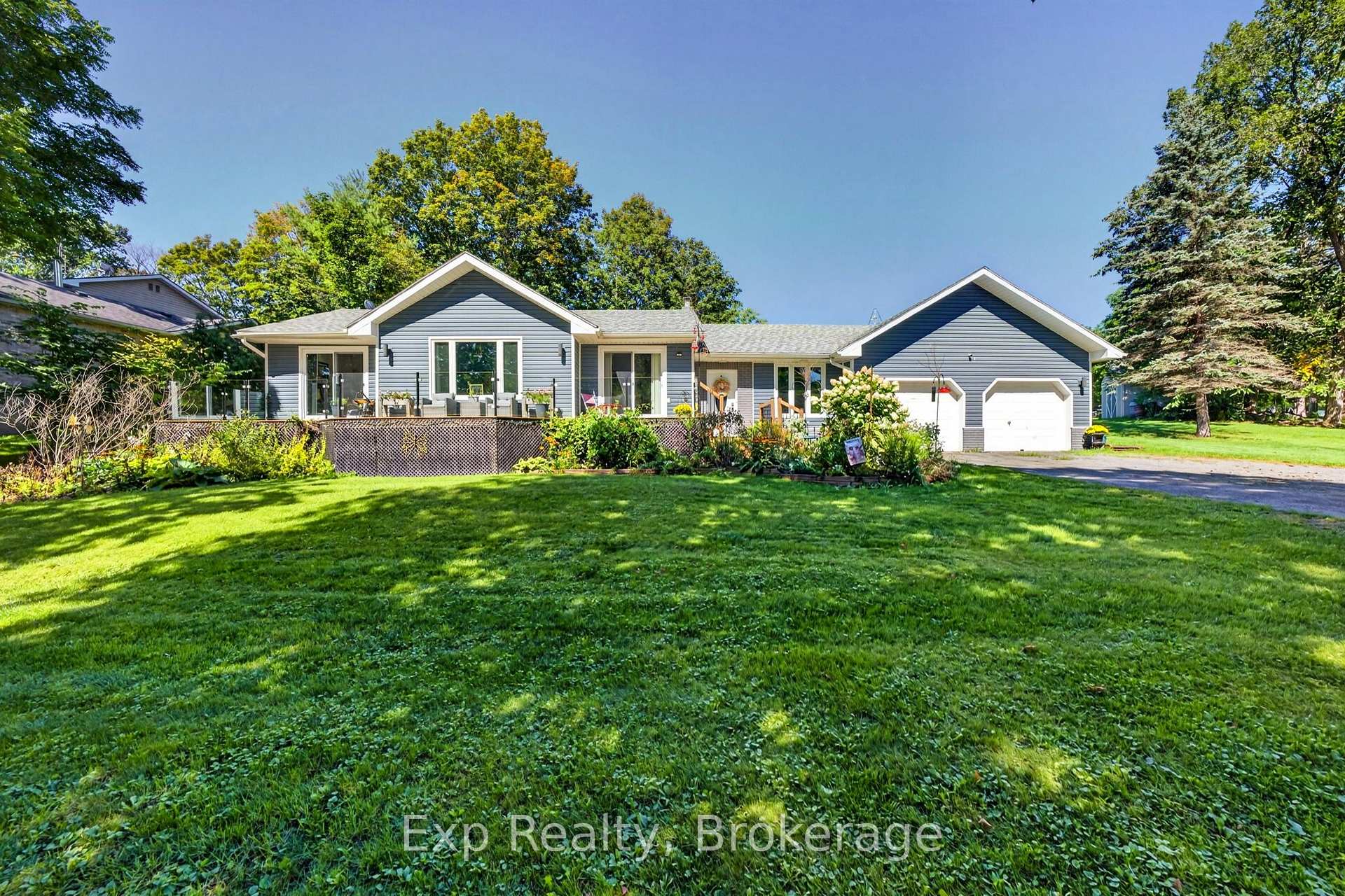 Photo of 1745 Lazier Road