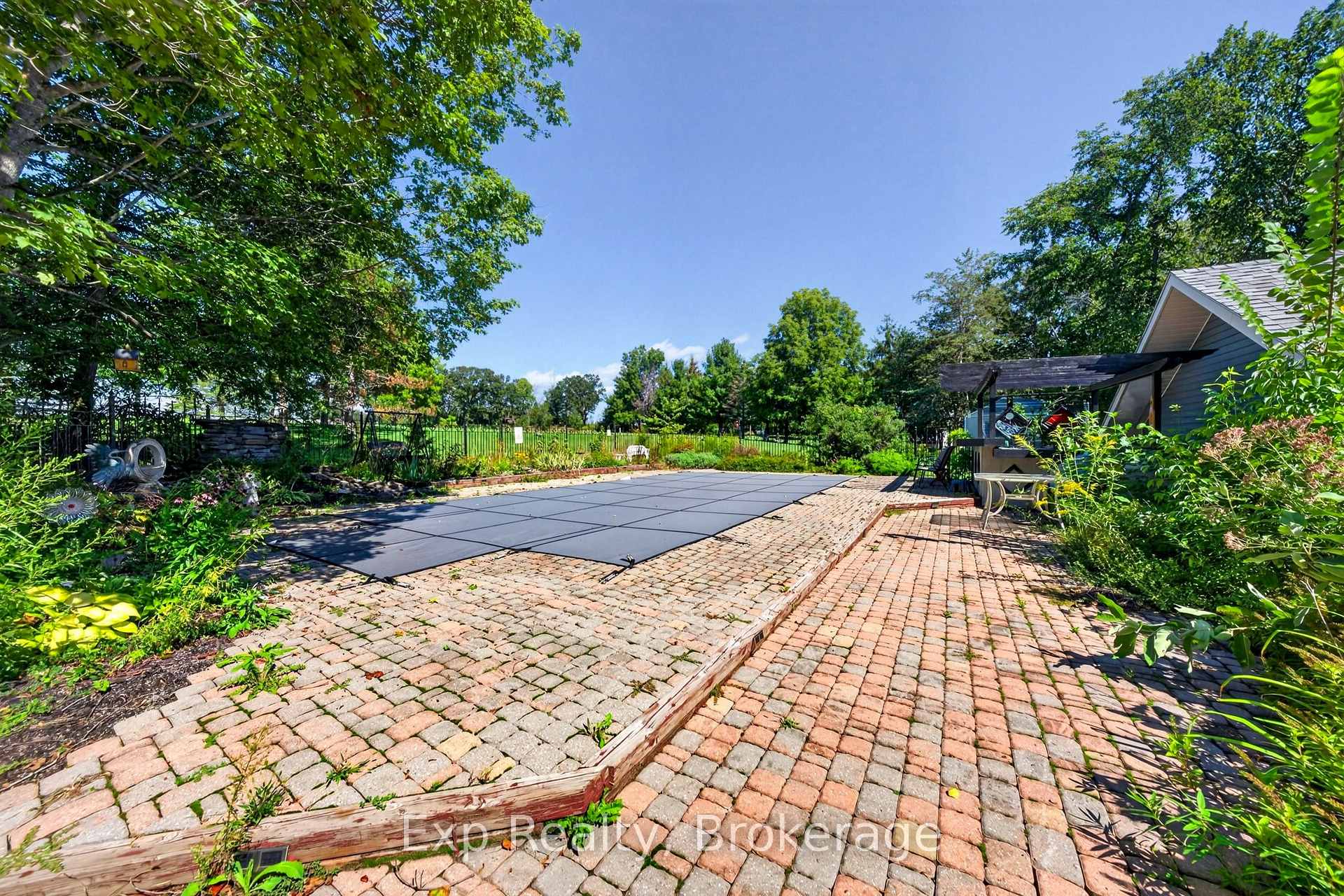 Photo 35 of 1745 Lazier Road, Tyendinaga, Tyendinaga Township — HOMEH
