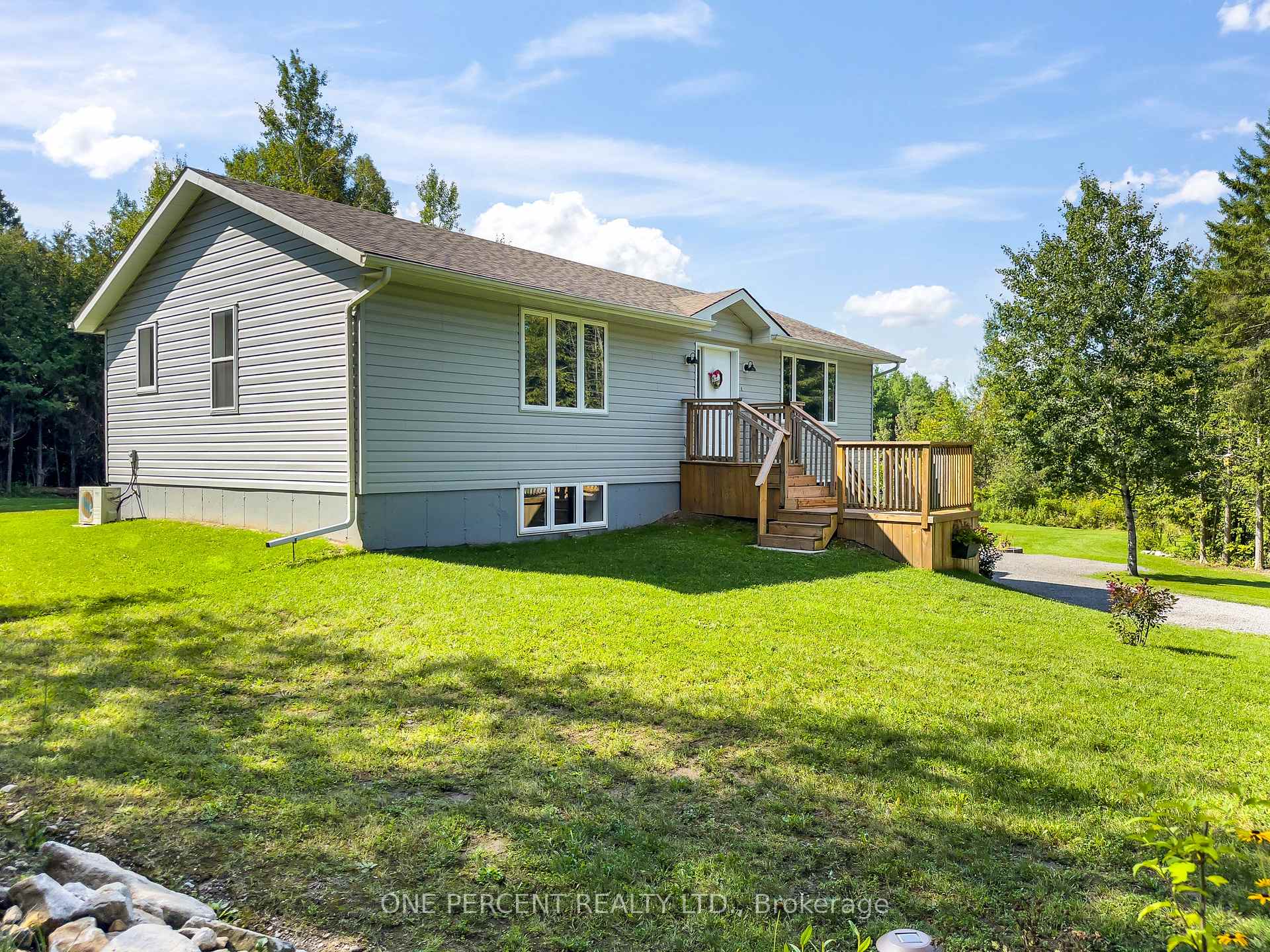 Photo 3 of 1013 Harold Road, Stirling-Rawdon, Rawdon Ward — HOMEH