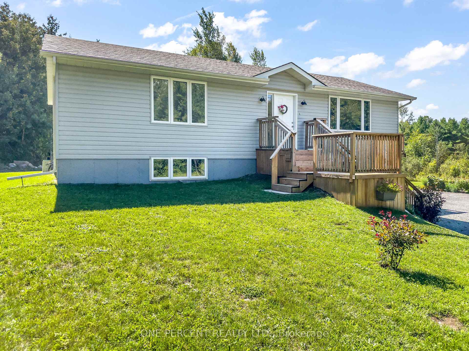Photo 4 of 1013 Harold Road, Stirling-Rawdon, Rawdon Ward — HOMEH