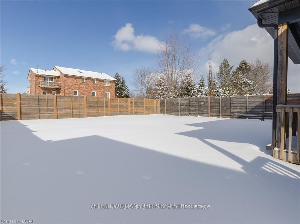 Photo 24 of 756 Hickorystick, London, North R — HOMEH
