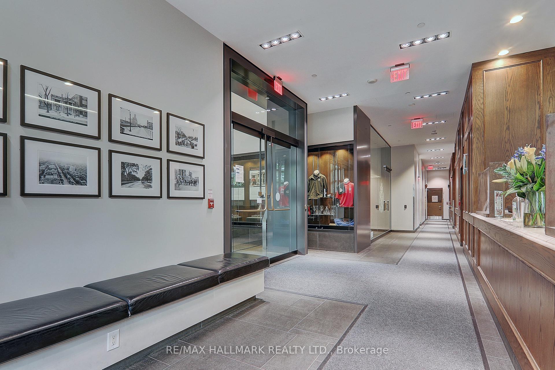 Photo 26 of Unit 2009, 426 University Avenue, Toronto, Kensington-Chinatown — HOMEH