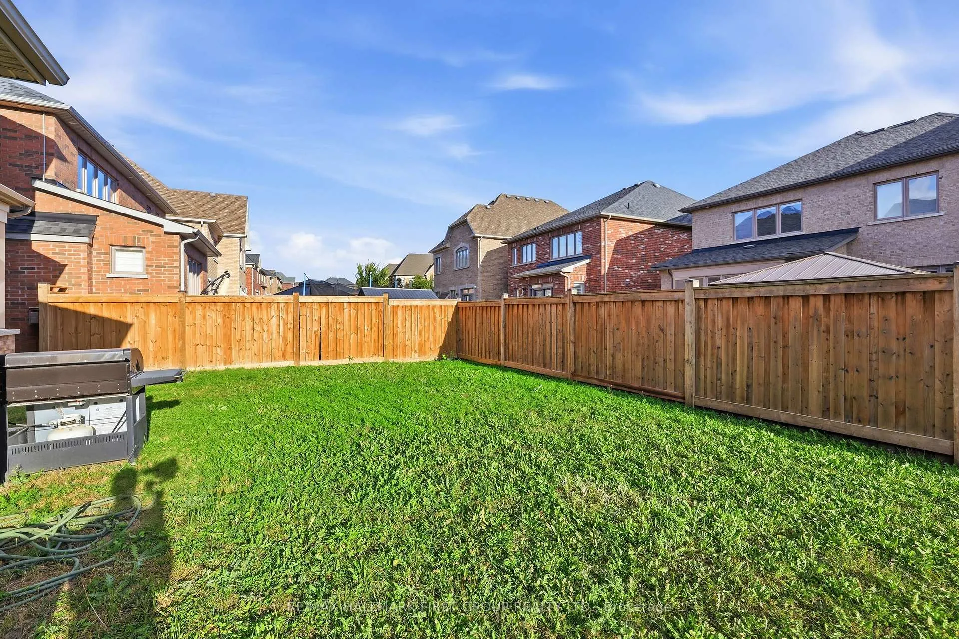 Photo 23 of 17 Micklefield Avenue, Whitby, Rural Whitby — HOMEH