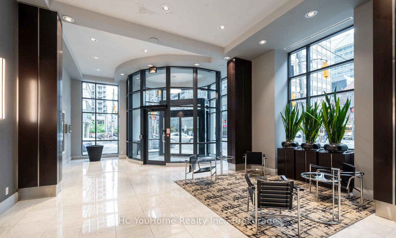 Photo 3 of Unit 607, 801 Bay Street, Toronto, Bay Street Corridor — HOMEH