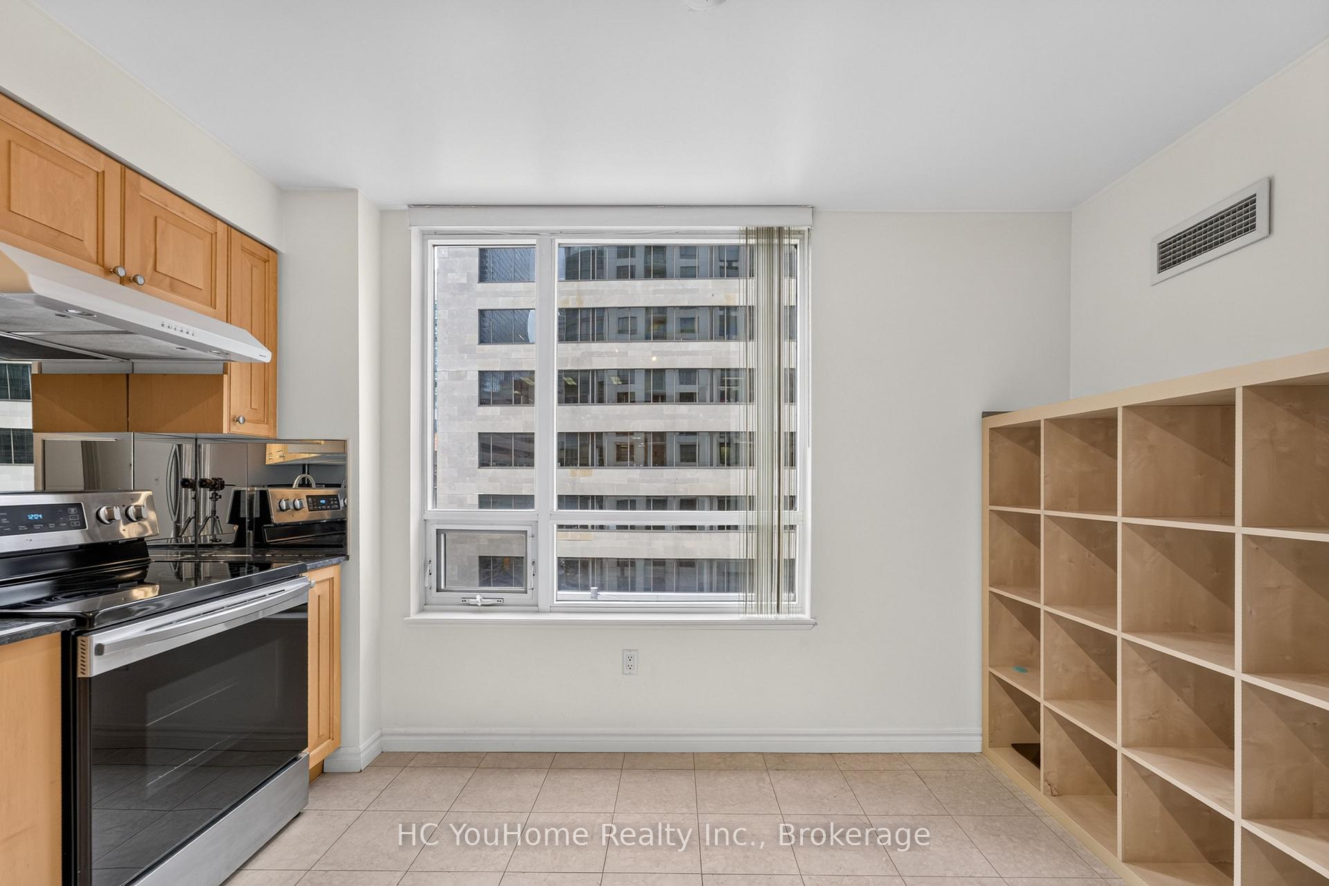 Photo 10 of Unit 607, 801 Bay Street, Toronto, Bay Street Corridor — HOMEH