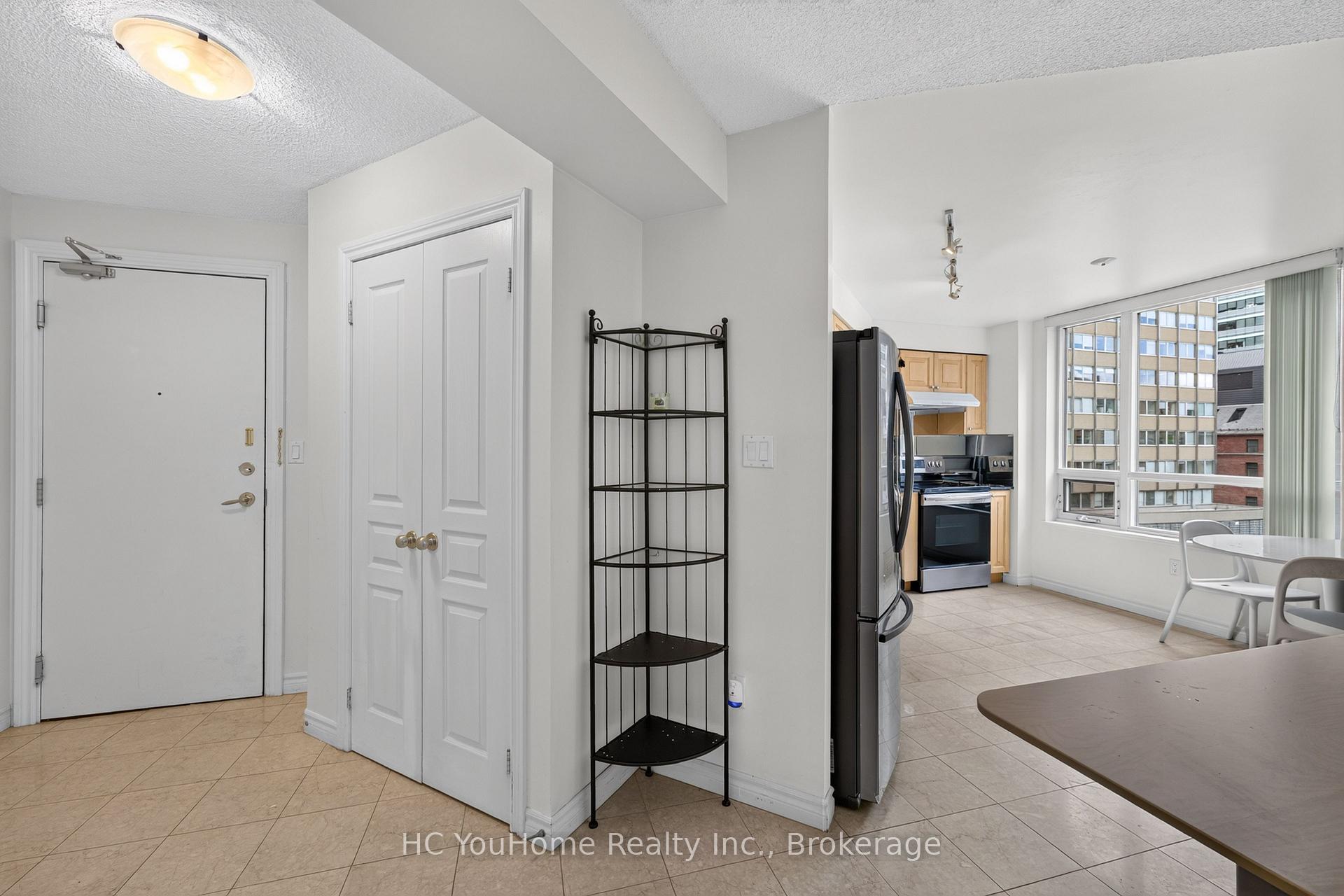 Photo 11 of Unit 607, 801 Bay Street, Toronto, Bay Street Corridor — HOMEH