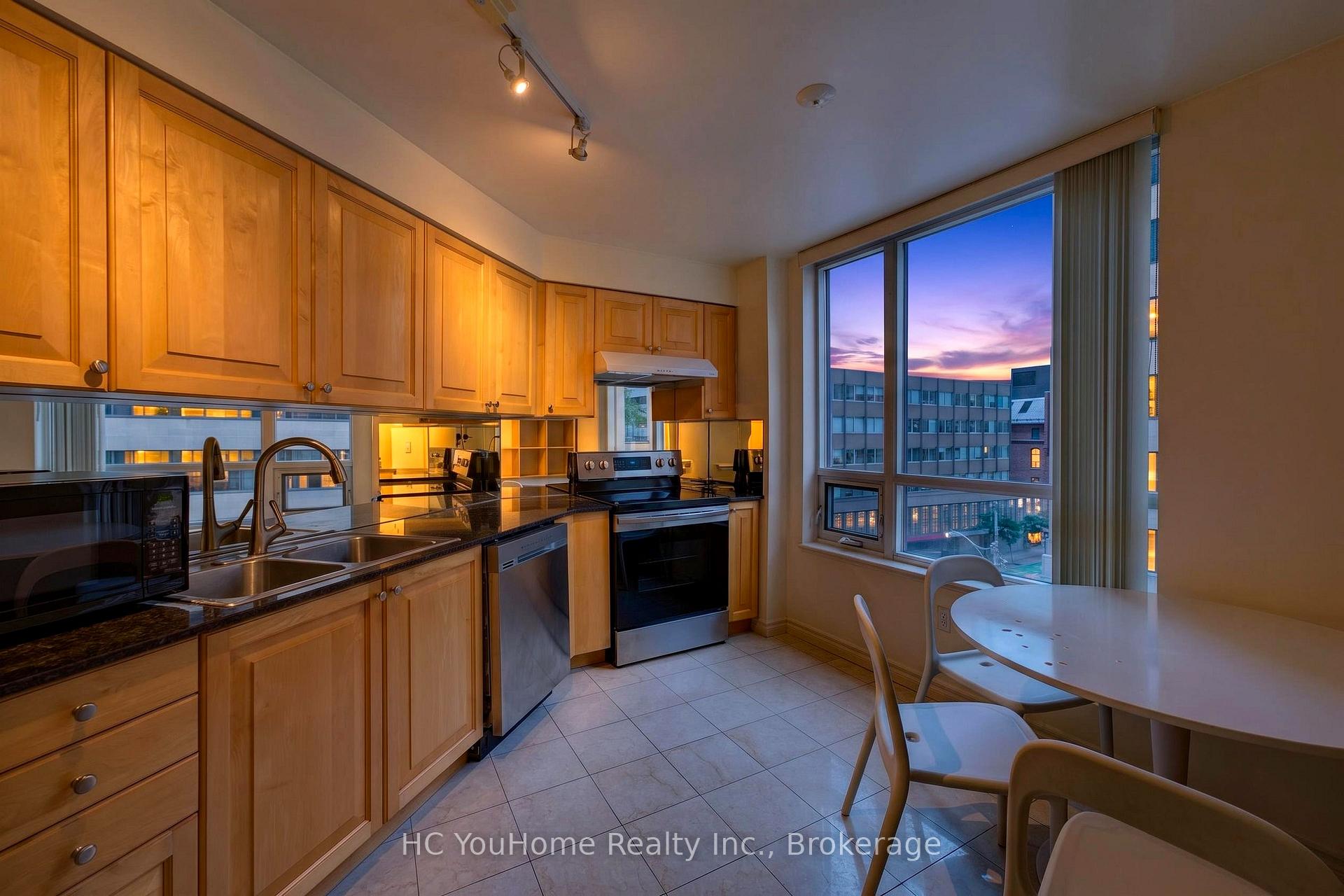 Photo 21 of Unit 607, 801 Bay Street, Toronto, Bay Street Corridor — HOMEH