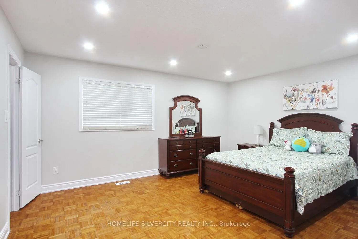 Photo 15 of 4 Adam Street, Brampton, Heart Lake West — HOMEH
