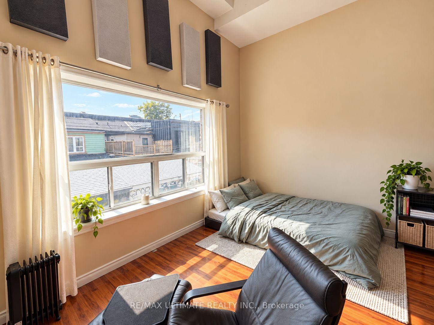 Photo 3 of Unit 2B, 781 Queen Street W, Toronto, Niagara — HOMEH