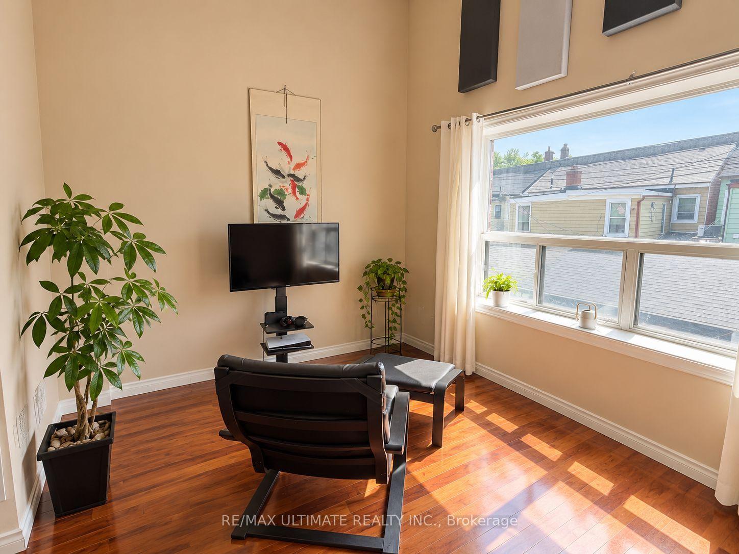 Photo 9 of Unit 2B, 781 Queen Street W, Toronto, Niagara — HOMEH