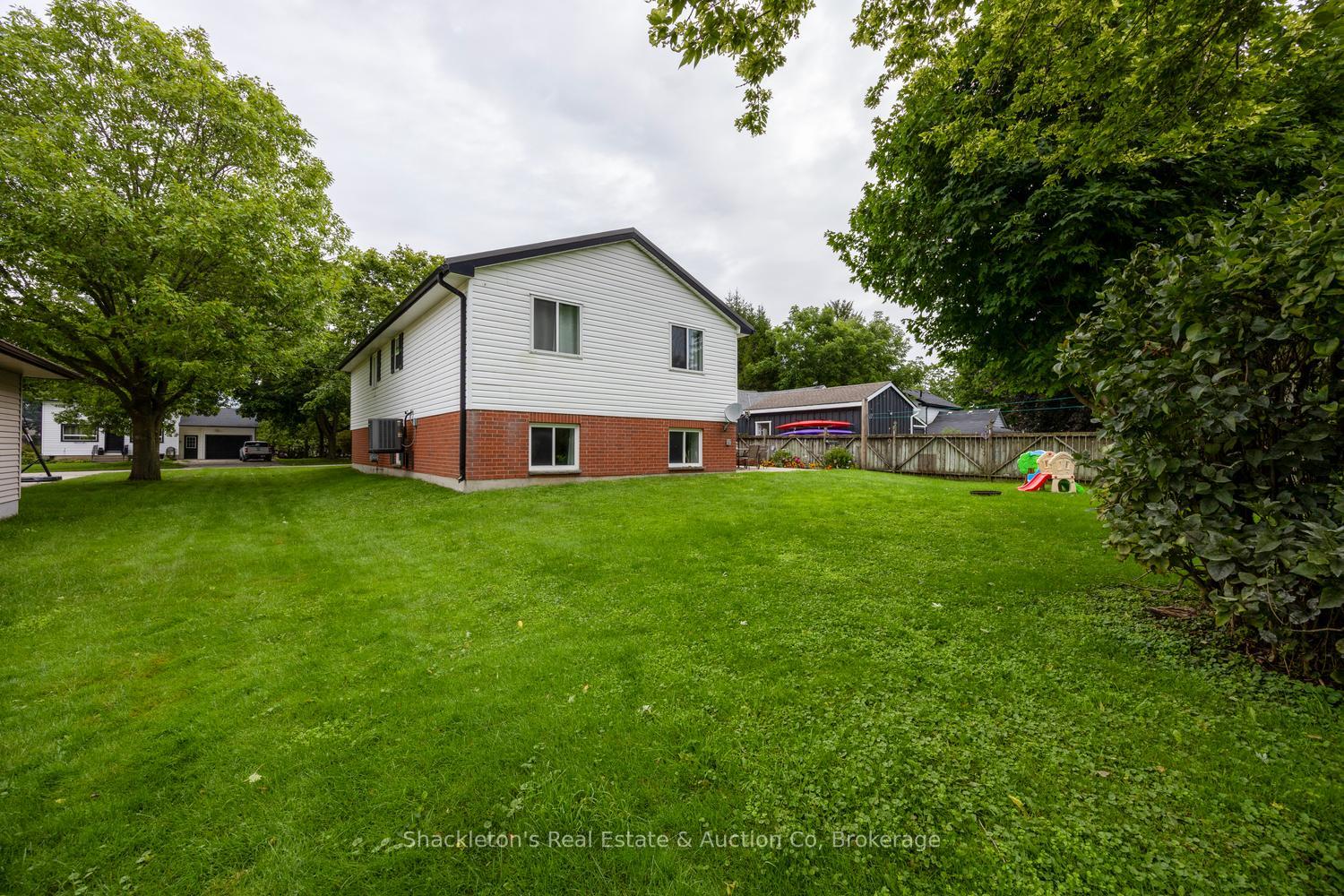 Photo 21 of 44 Blenheim Street, West Perth, Mitchell — HOMEH