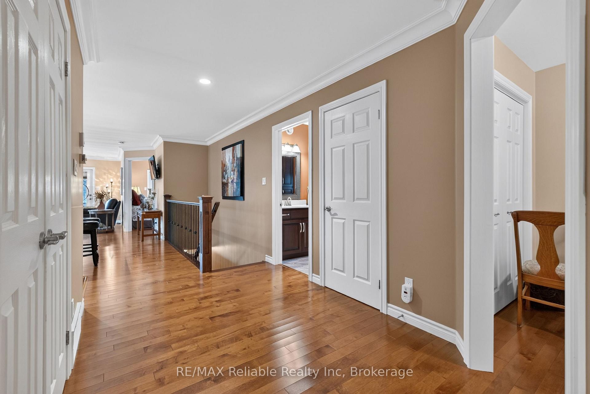 Photo 4 of 217 Bethune Crescent, Goderich, Goderich (Town) — HOMEH