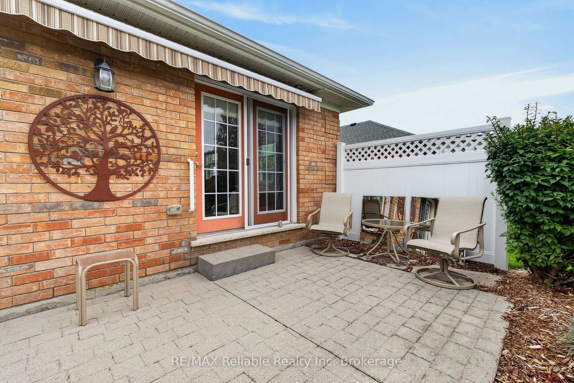 Photo 24 of 217 Bethune Crescent, Goderich, Goderich (Town) — HOMEH