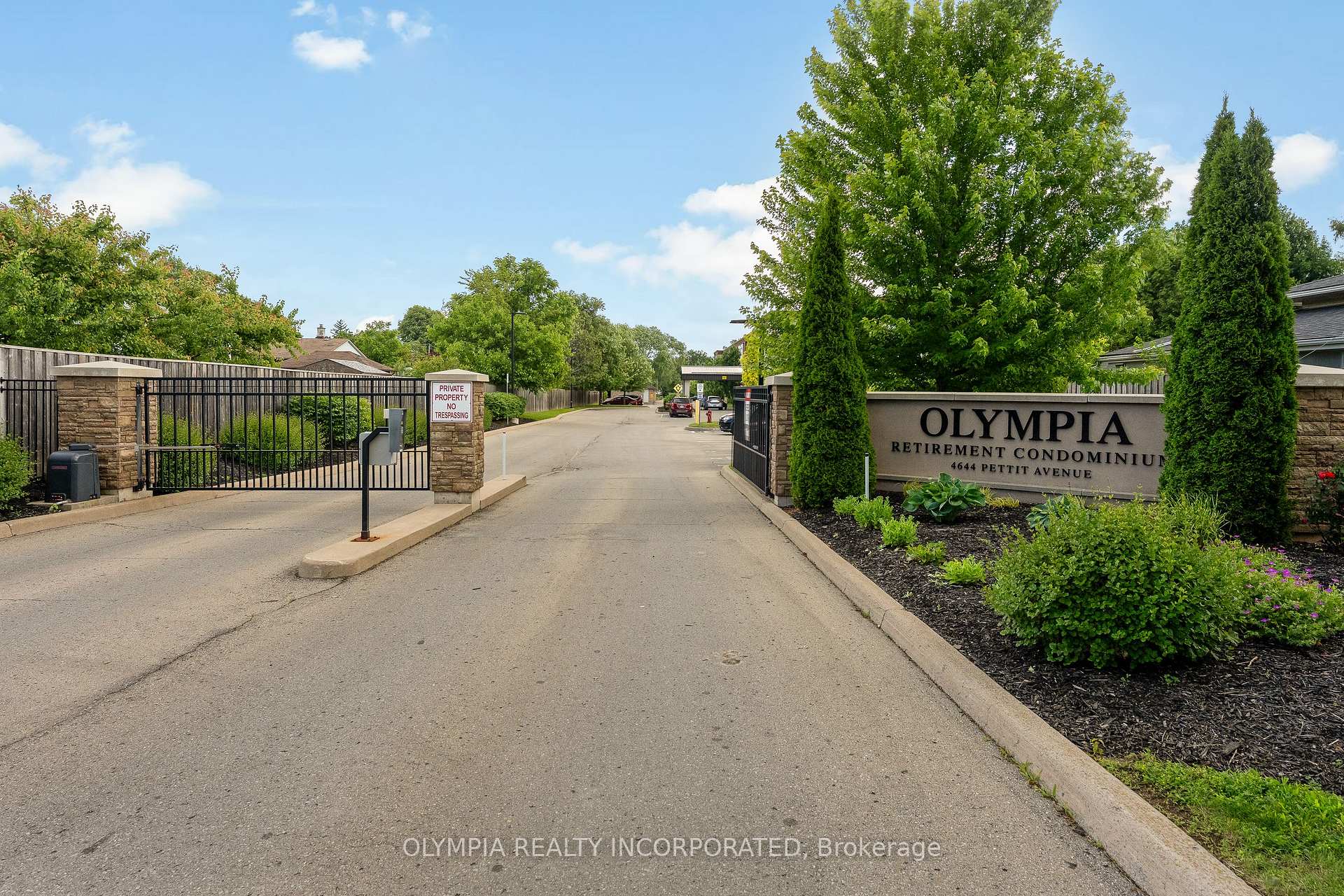 Photo of Unit 119, 4644 Pettit Avenue