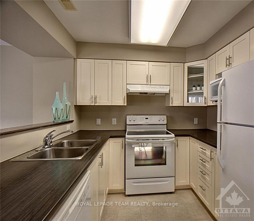 Photo 9 of 109 Keltie Private, Ottawa, Barrhaven - Longfields — HOMEH