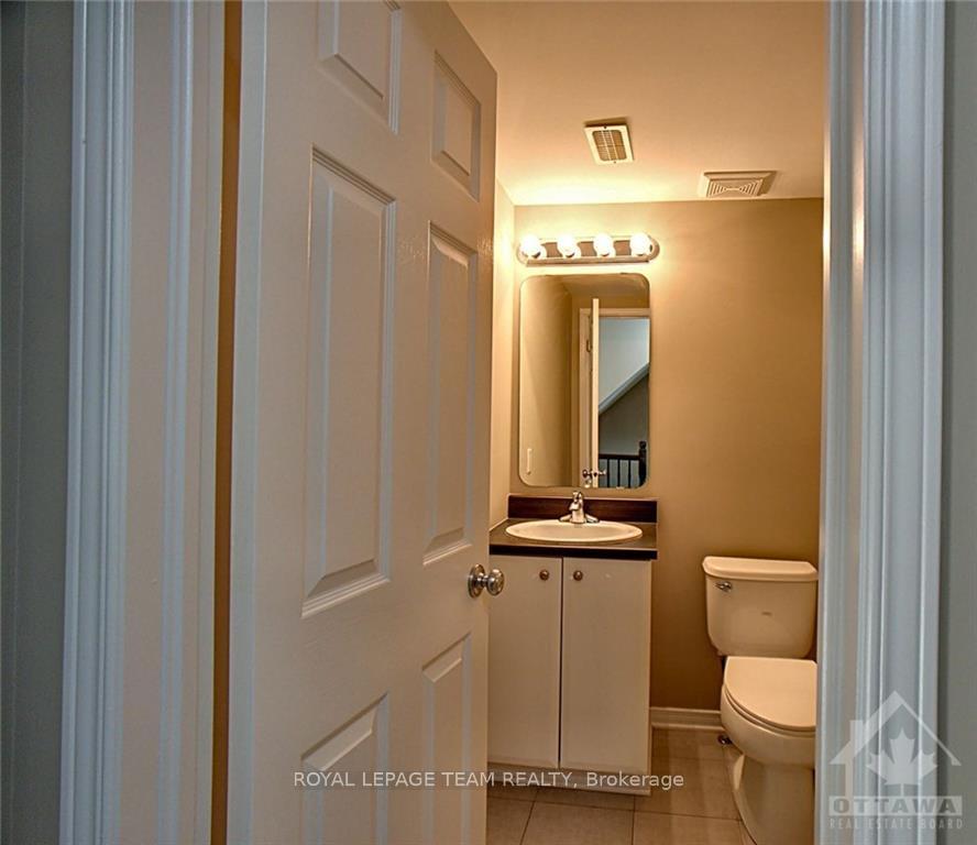 Photo 16 of 109 Keltie Private, Ottawa, Barrhaven - Longfields — HOMEH