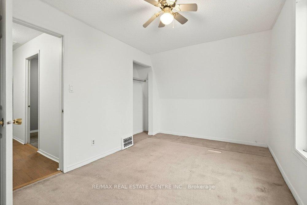 Photo 16 of 23 Frederick Avenue, Hamilton, Crown Point — HOMEH