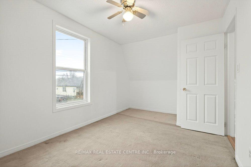 Photo 17 of 23 Frederick Avenue, Hamilton, Crown Point — HOMEH