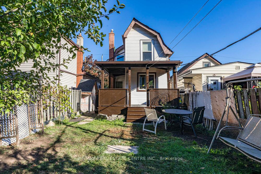 Photo 24 of 23 Frederick Avenue, Hamilton, Crown Point — HOMEH