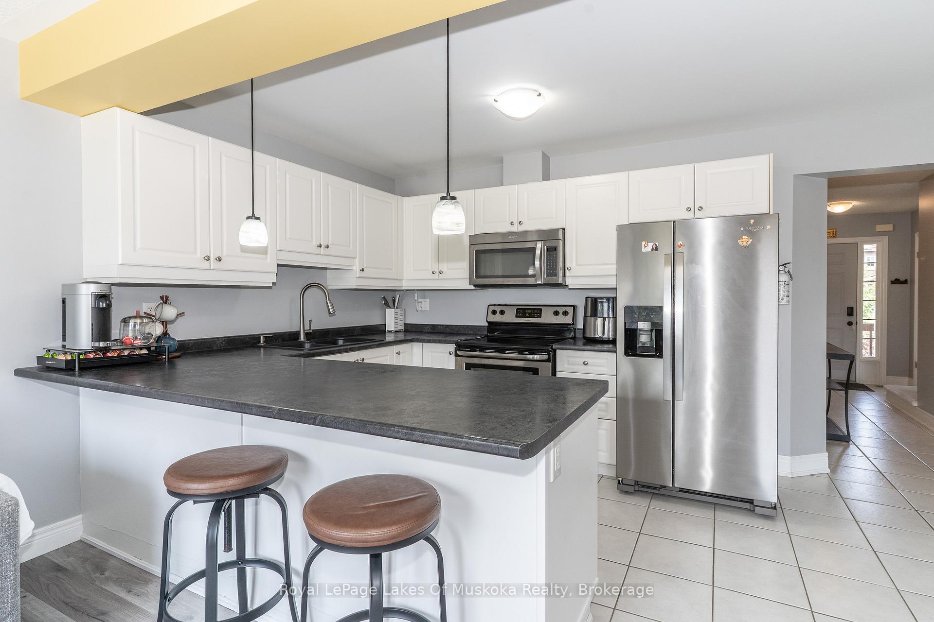 Photo 13 of 23 Little Ryans Way, Bracebridge, Macaulay — HOMEH