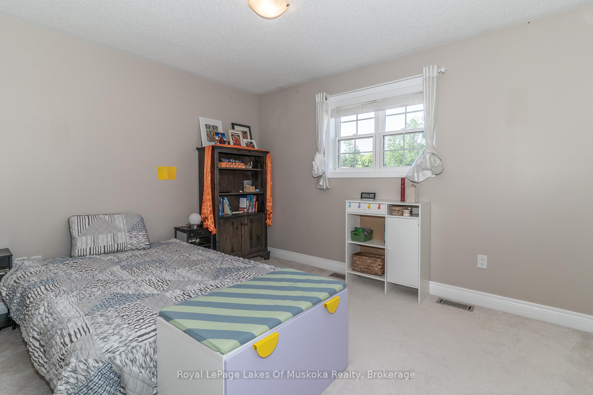 Photo 19 of 23 Little Ryans Way, Bracebridge, Macaulay — HOMEH