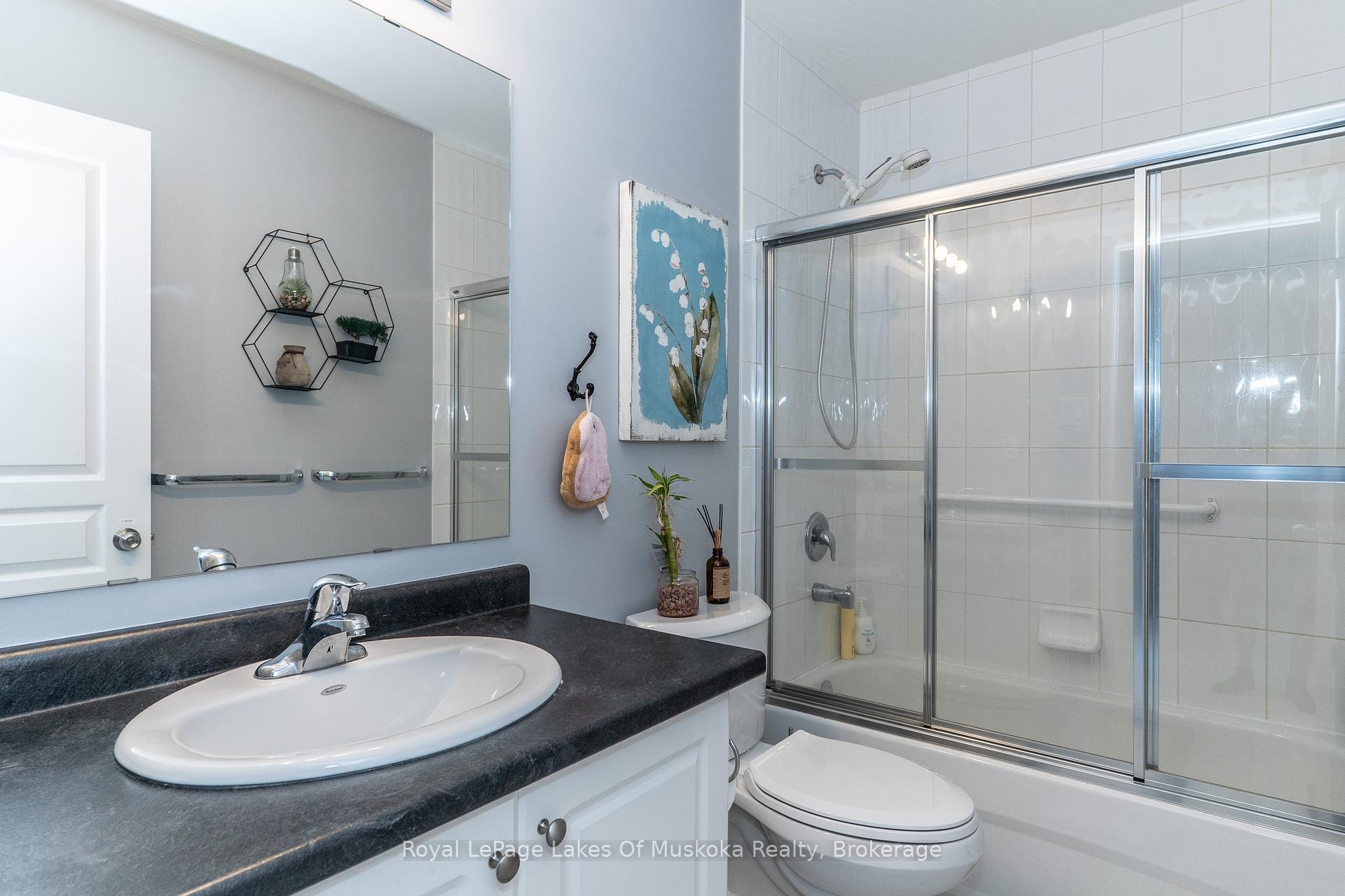 Photo 21 of 23 Little Ryans Way, Bracebridge, Macaulay — HOMEH