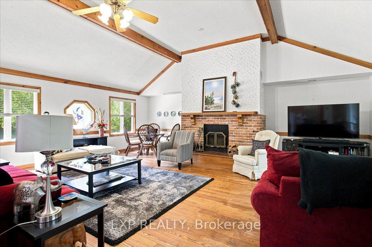 Photo 7 of 20 Pineshore Crescent, Tiny, Rural Tiny — HOMEH