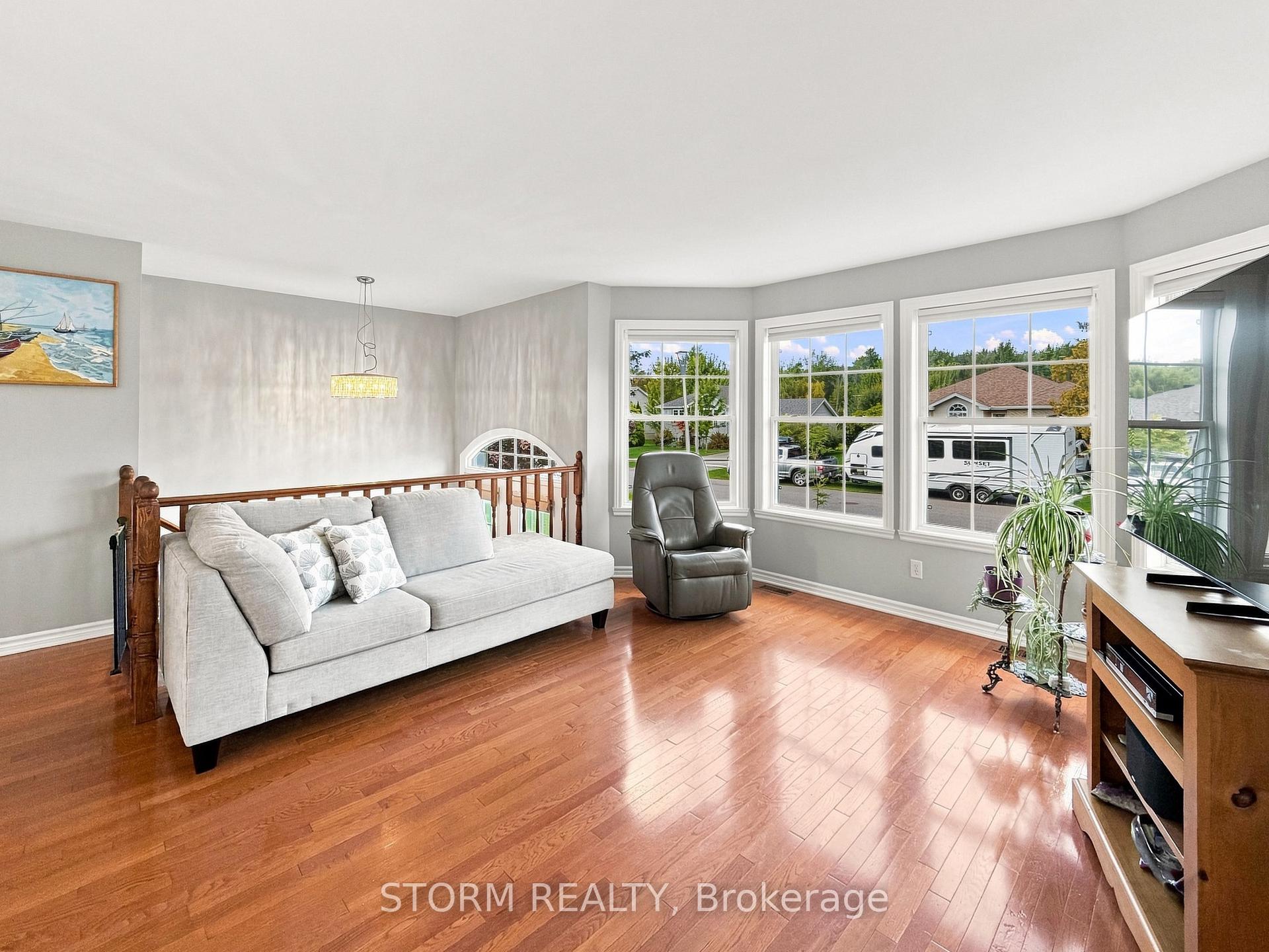 Photo 9 of 78 Hickory Street, South Stormont, Ingleside — HOMEH