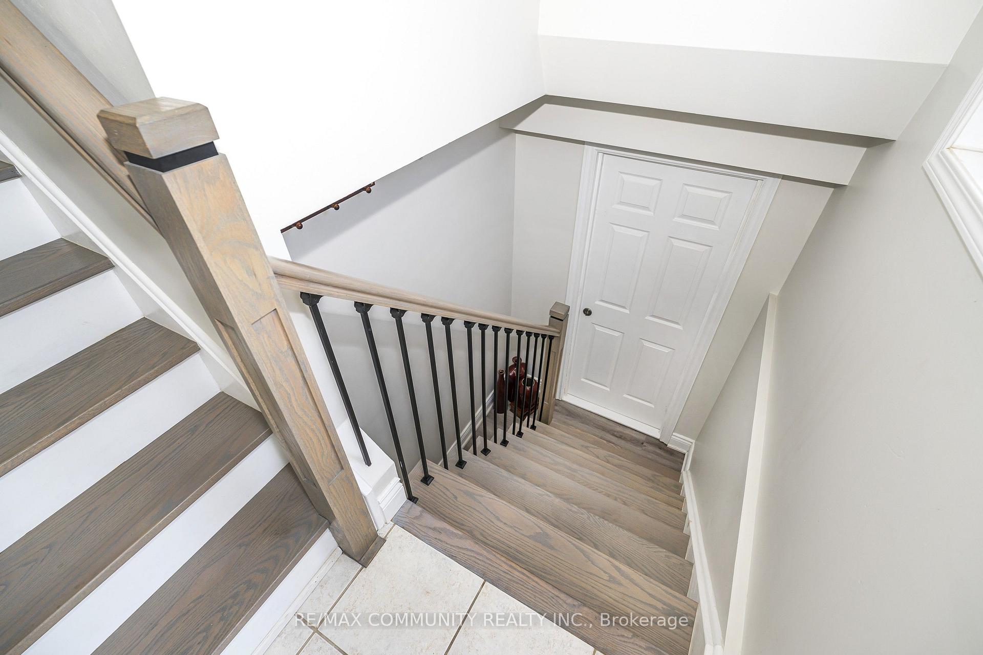 Photo 22 of 1606 Whitestone Drive, Oshawa, Samac — HOMEH