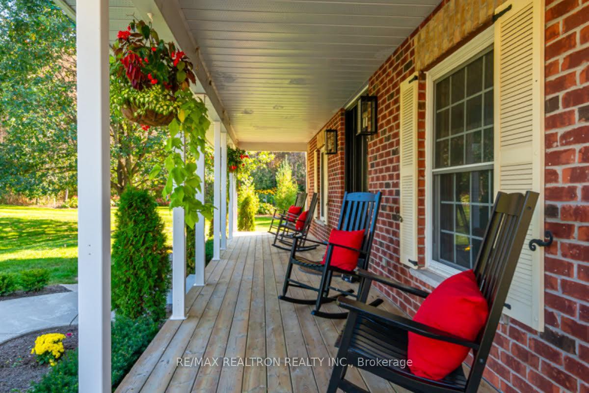 Photo 4 of 16450 Weston Road, King, Pottageville — HOMEH