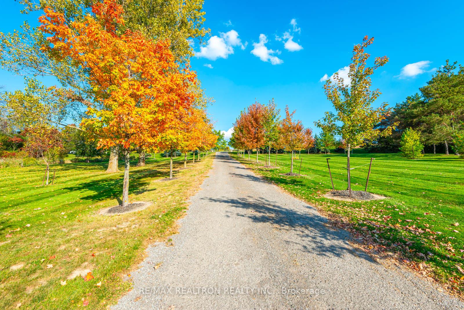 Photo 49 of 16450 Weston Road, King, Pottageville — HOMEH