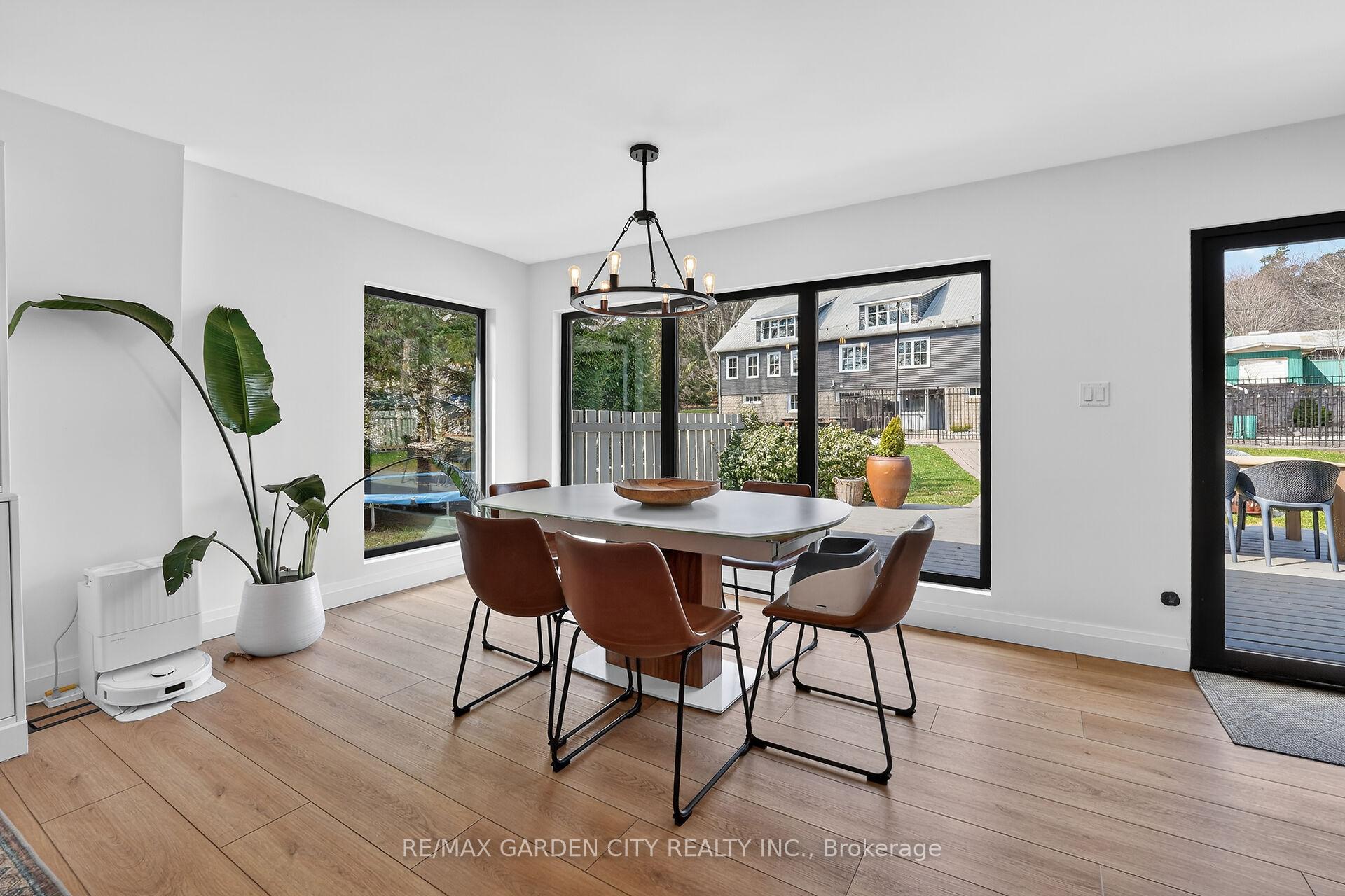 Photo 7 of 377 Canboro Road, Pelham, Fenwick — HOMEH