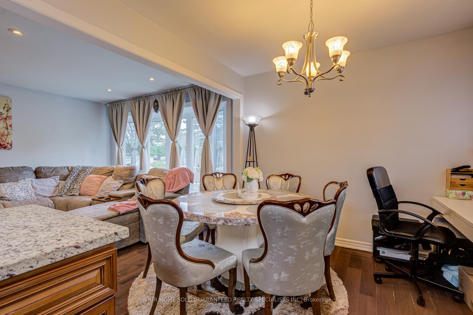 Photo 14 of 5 Hallow Crescent, Etobicoke, Rexdale-Kipling — HOMEH