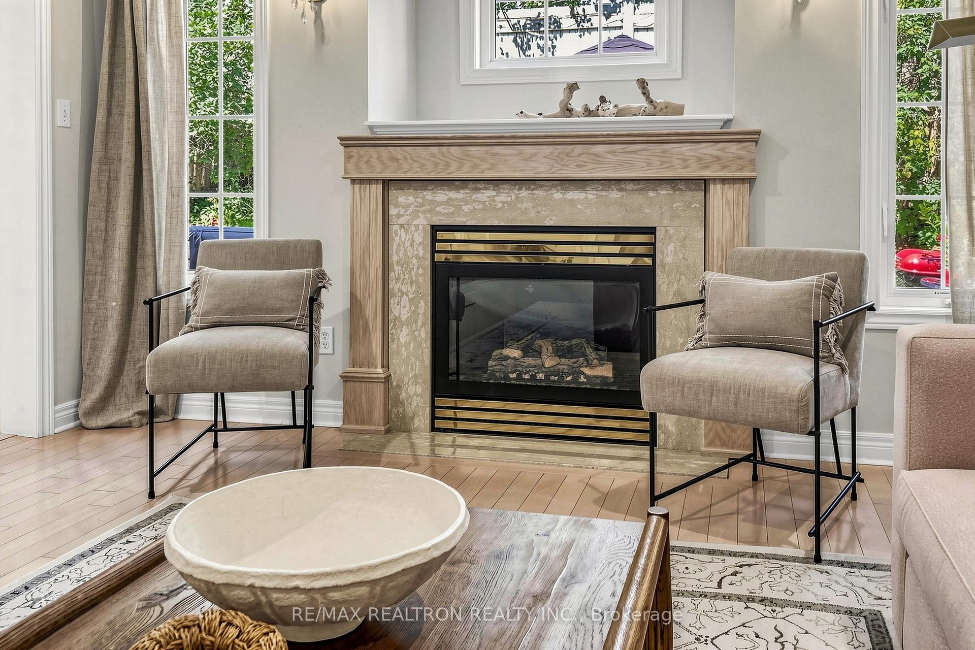 Photo 16 of 338 Mcbride Crescent, Newmarket, Summerhill Estates — HOMEH
