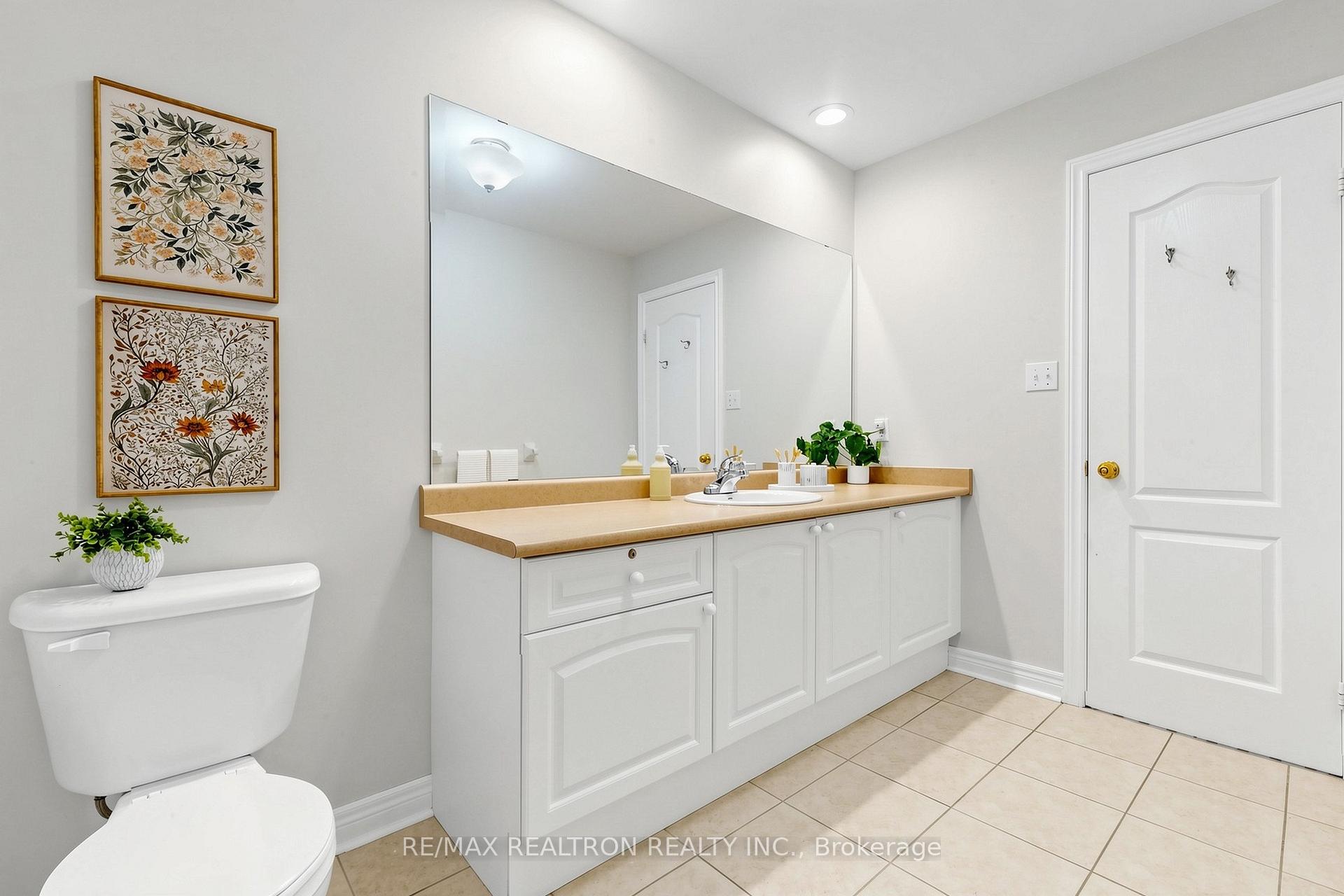 Photo 37 of 338 Mcbride Crescent, Newmarket, Summerhill Estates — HOMEH