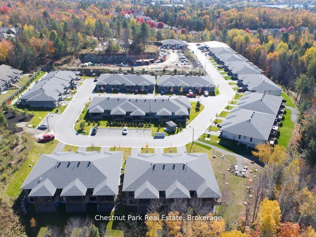 Photo 12 of 18 Pine Needle Way, Huntsville, Chaffey — HOMEH