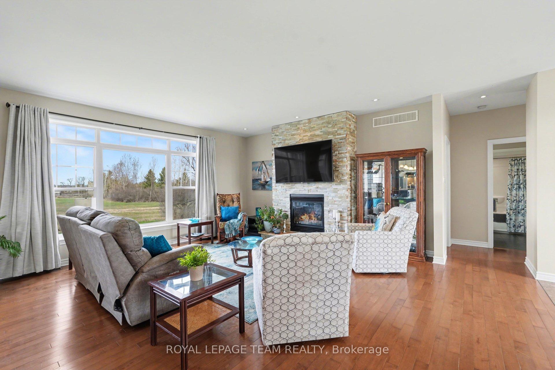 Photo 13 of 10 Old Kingston Road, Rideau Lakes, Rideau Lakes (South Elmsley) Twp — HOMEH