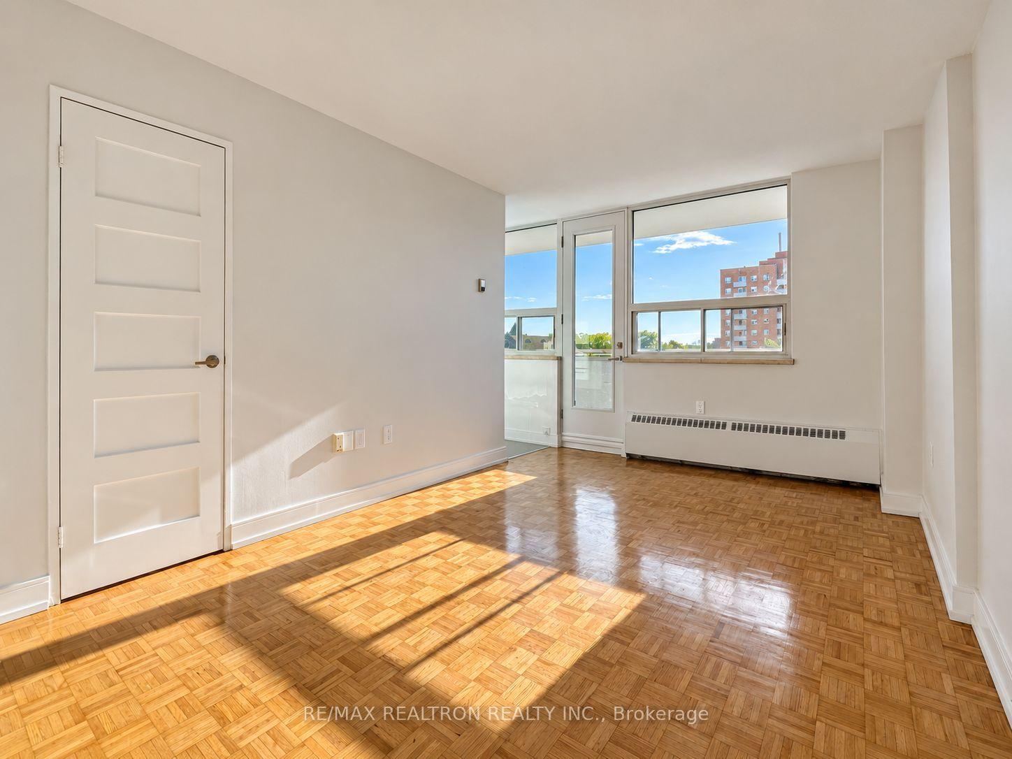 Photo 7 of Unit 501, 1500 Bathurst Street, Toronto, Humewood-Cedarvale — HOMEH