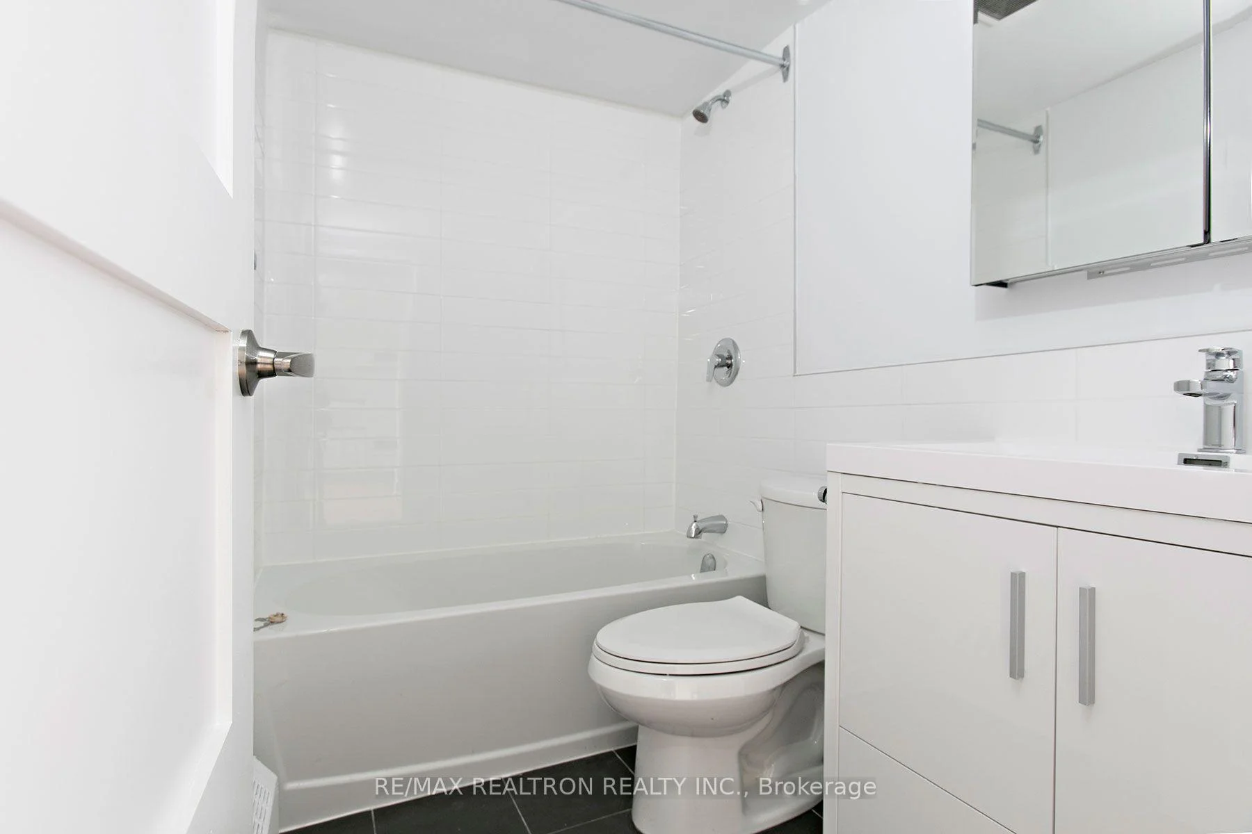 Photo 9 of Unit 501, 1500 Bathurst Street, Toronto, Humewood-Cedarvale — HOMEH
