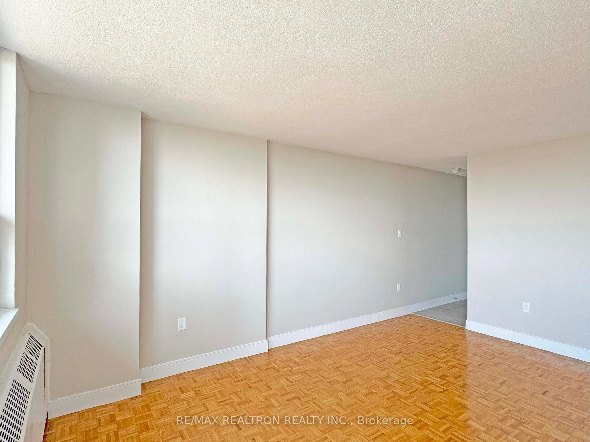 Photo 11 of Unit 501, 1500 Bathurst Street, Toronto, Humewood-Cedarvale — HOMEH