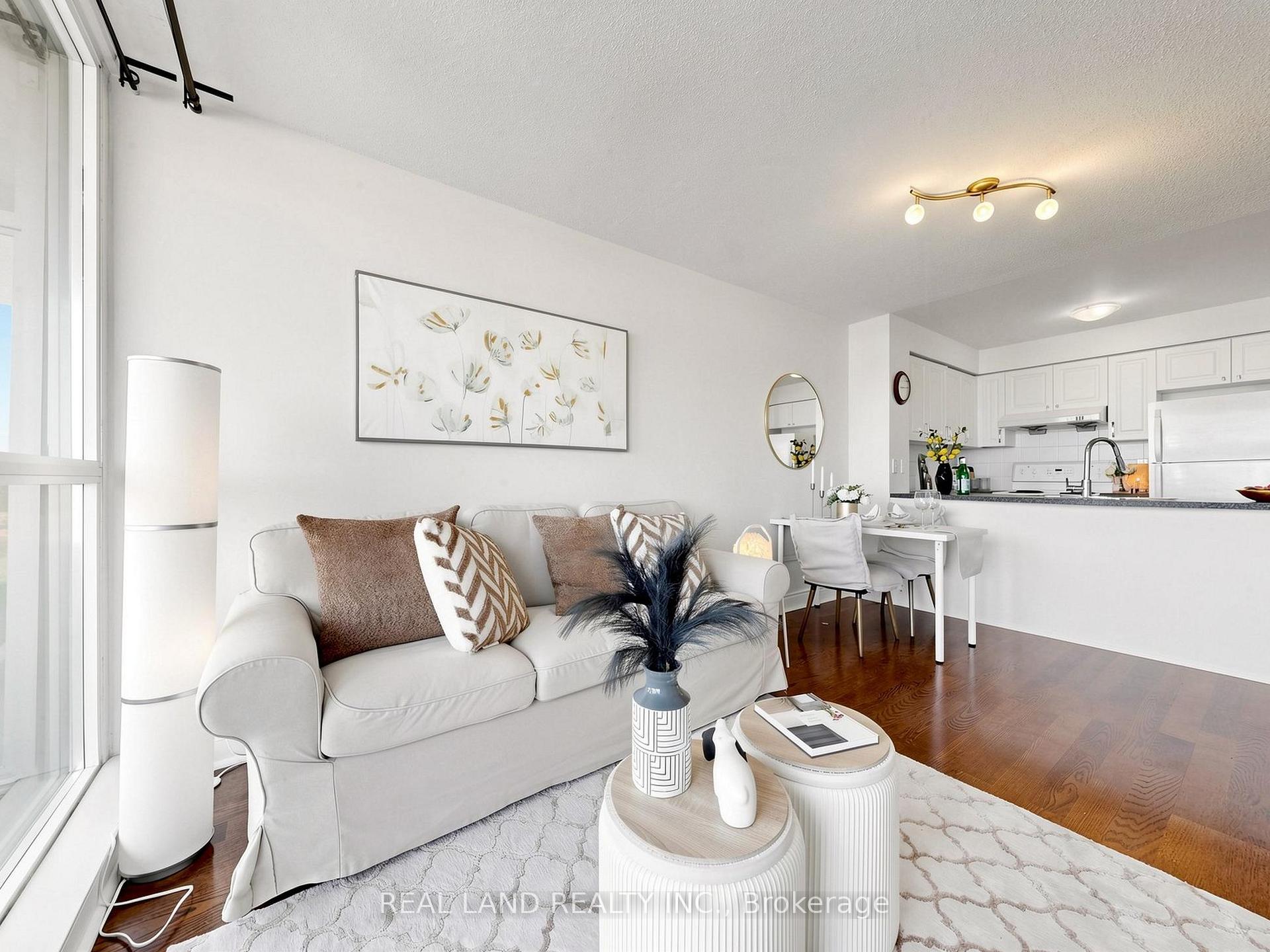 Photo 8 of Unit 805, 60 Brian Harrison Way, Scarborough, Bendale — HOMEH